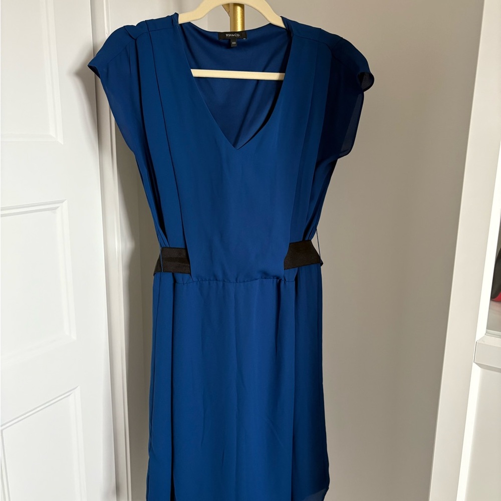 Elegant Blue Dress by [Brand]